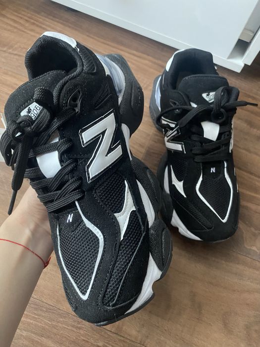 Дамски New balance 9060, естествен велурр