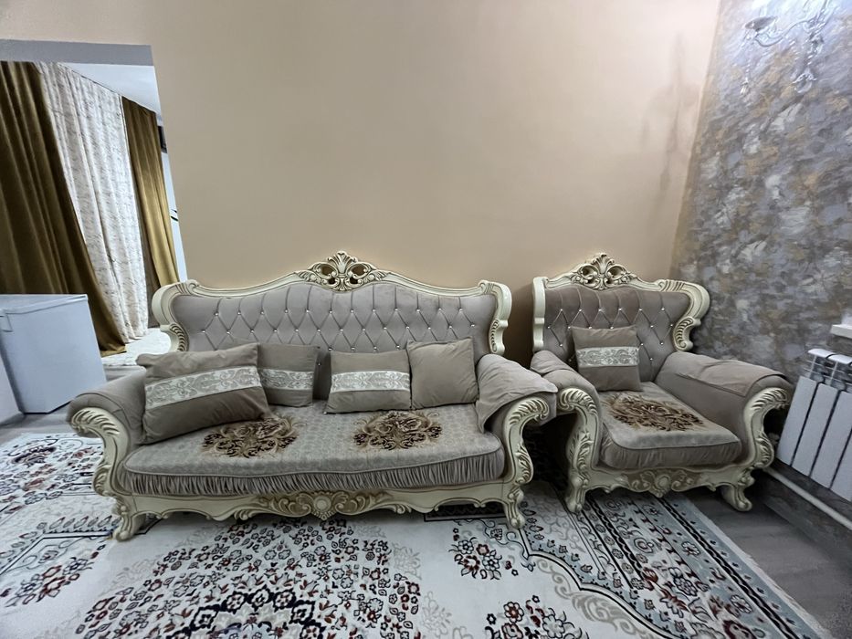 Продается диван  б/у