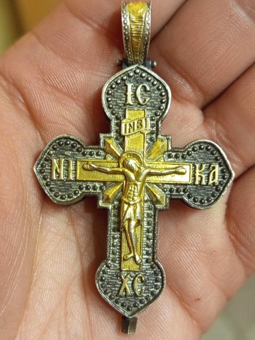Сребърен Кръст Енколпион  Богородица Св. Константин и Елена и Михайл