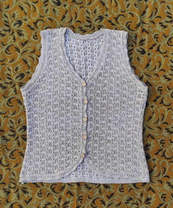 Женские кофточки - офисные.