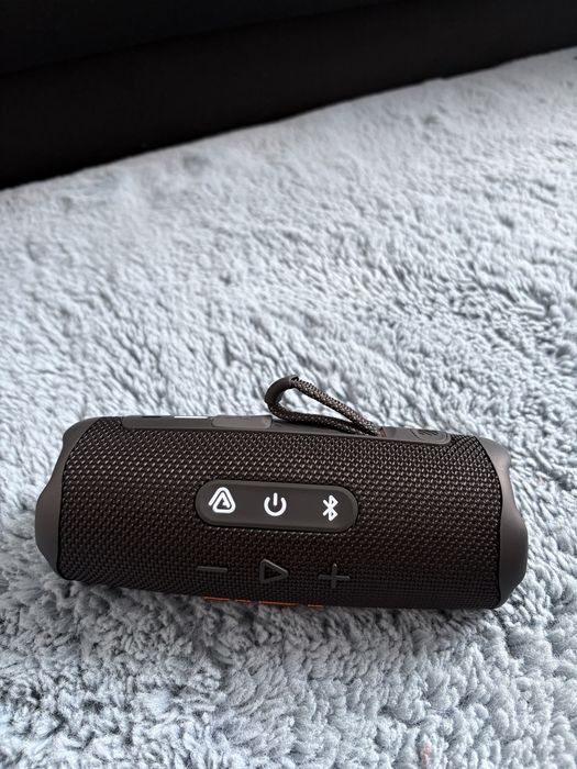 Boxă JBL Flip 7 nouă bluetooth