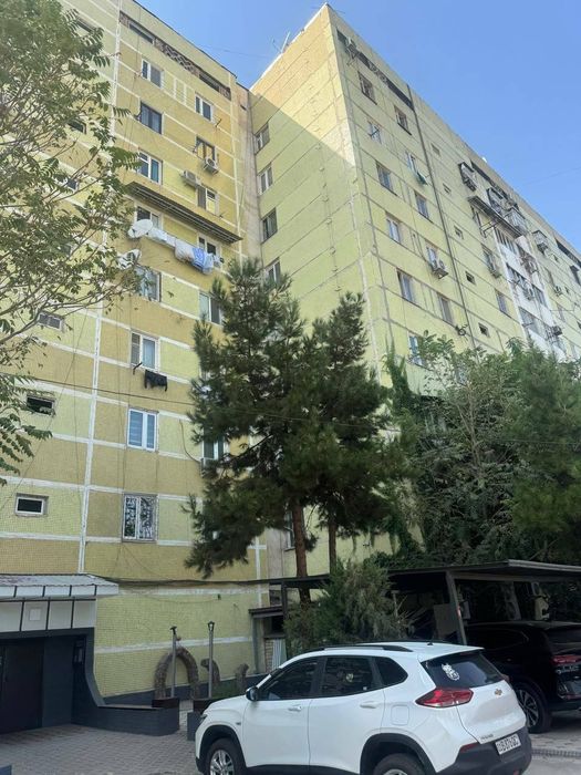 Продается 4-х комнатная Ор-р метро Минор