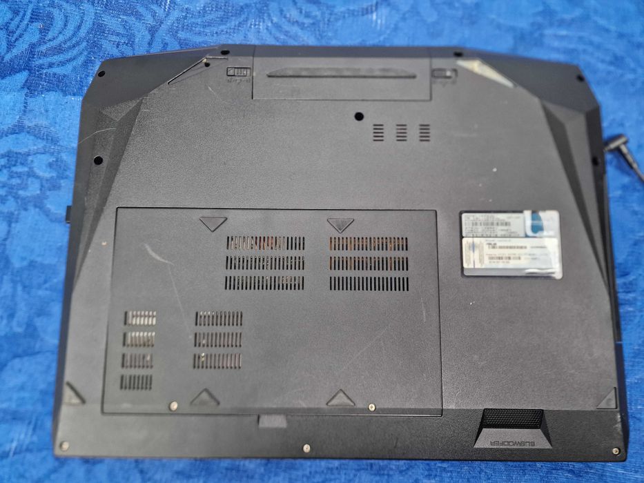 *Laptop Gaming Asus G73S | Notebook 17.30 inch | windows 10 functional