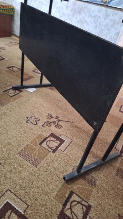 Продам парту школьную