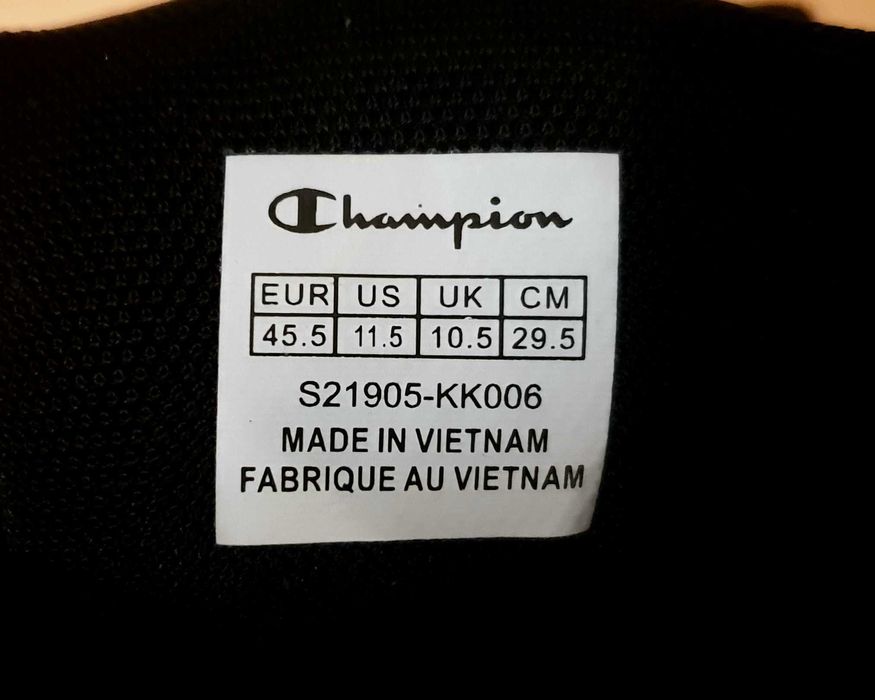 Нови спортни обувки Champion Triple NBK