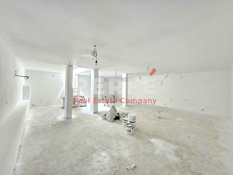 Продава се Офис в Бургас, Възраждане - 192 кв.м за 547 €/кв.м - Снимка #2