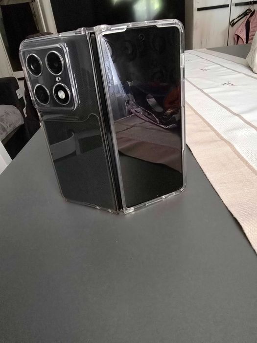 Motorola Razr Fold XT2651-1 – 1TB – 16GB+4GB(RAM)boost !