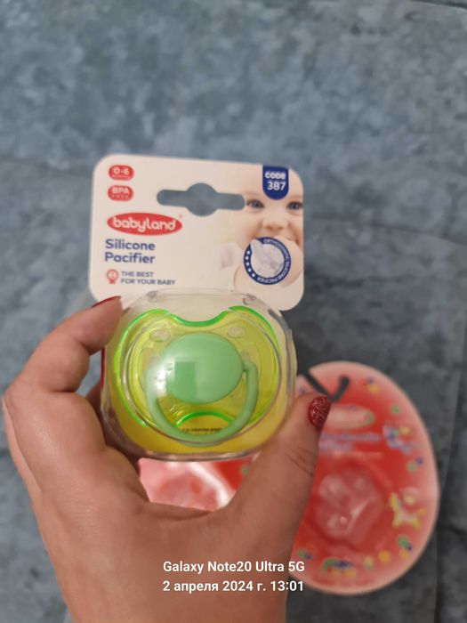 Соски пустышки с рождения,скидка все четыре отдам за 100тысяч