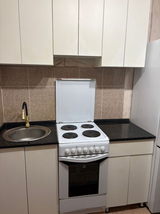 Продаётся кухонный гарнитур