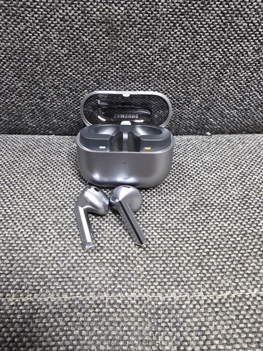 Наушник Samsung galaxy Buds 3