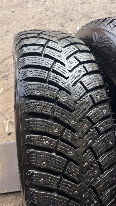 215/70 R16 NEXEN 4шт