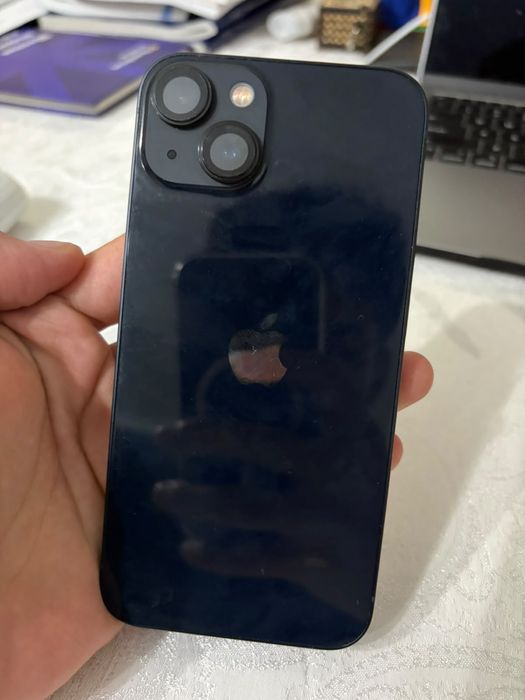 Iphone 13 в хорошем состоянии