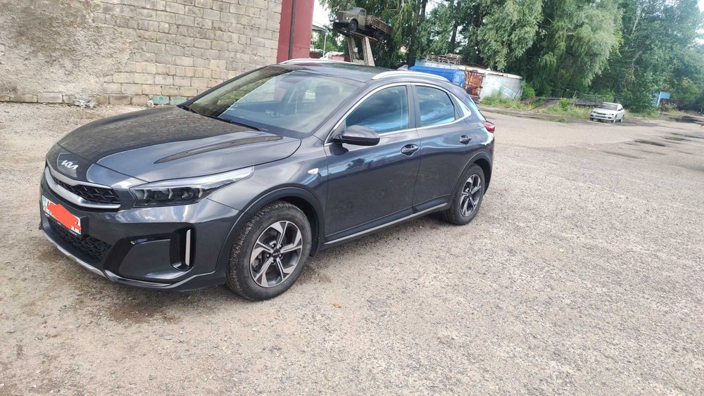 Автомобиль киа хсид 2023