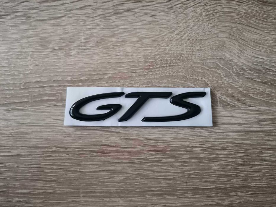 Порше Porsche GTS черен гланц надпис емблема