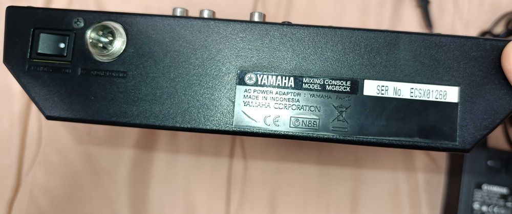 Смесителен пулт YamahaMG82cx