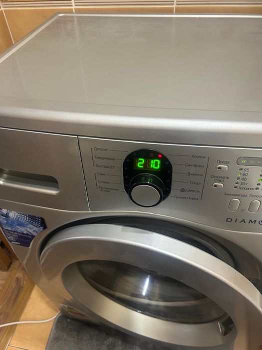 Продам стиральную машину