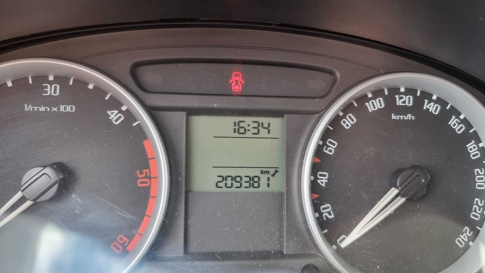 SKODA Fabia 2008 — imagine 5