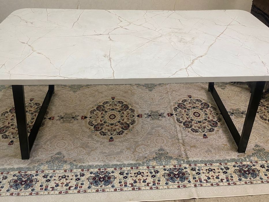 Үстел 180/90(ені 90,ұзындығы 180)