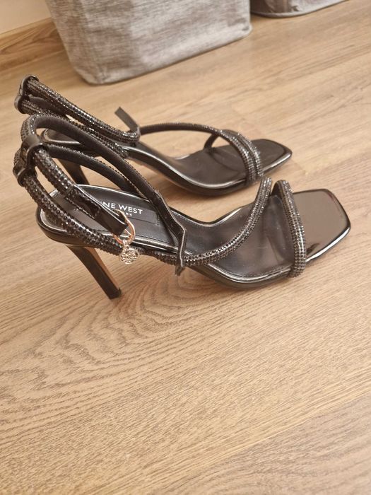 Дамски черни сандали Nine West 37