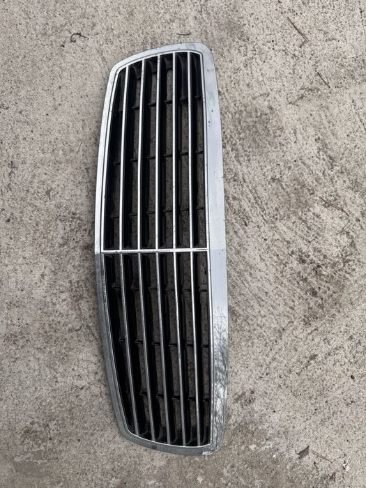 Решетка W211 дорест