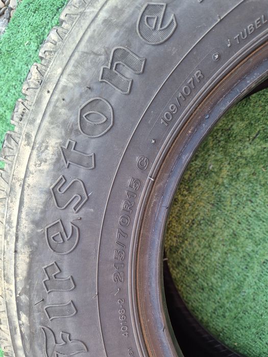 Vând cauciucuri 215/70/15 C M+S 2 buc //Firestone// imp Germania