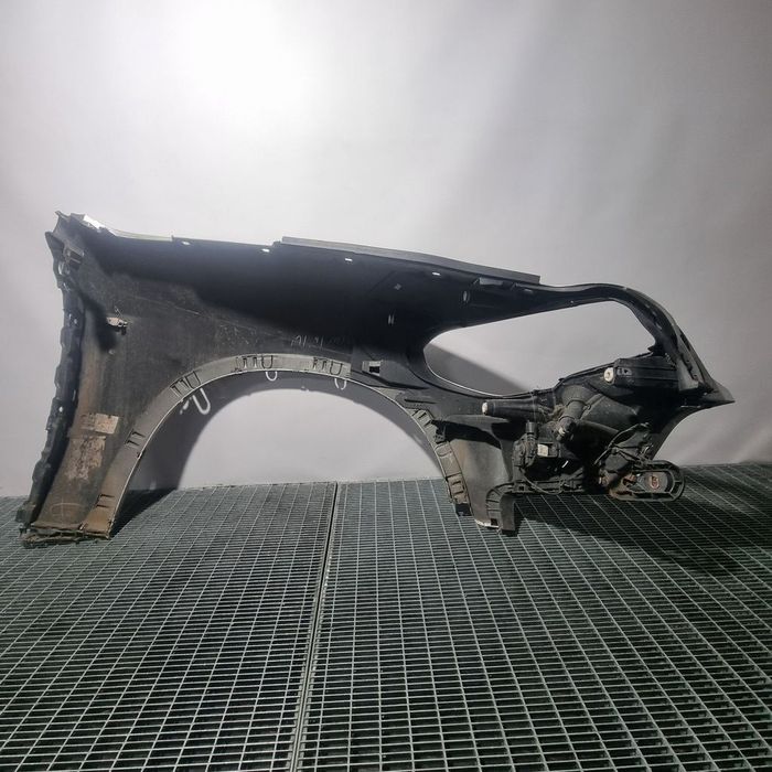 Aripa Stanga Fata BMW X5 E70 2007 - 2010 4 Usi TITANSILBER - METALLIC 354 (1443)