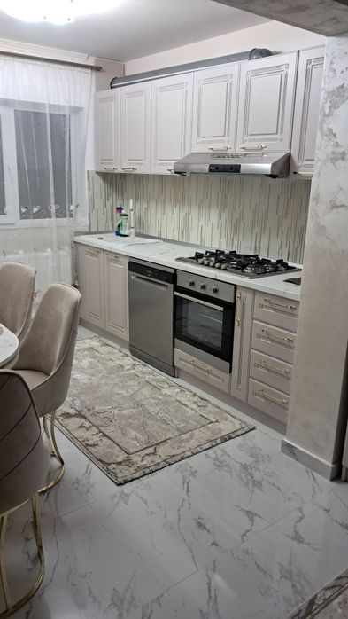 Casa de vanzare la cheie