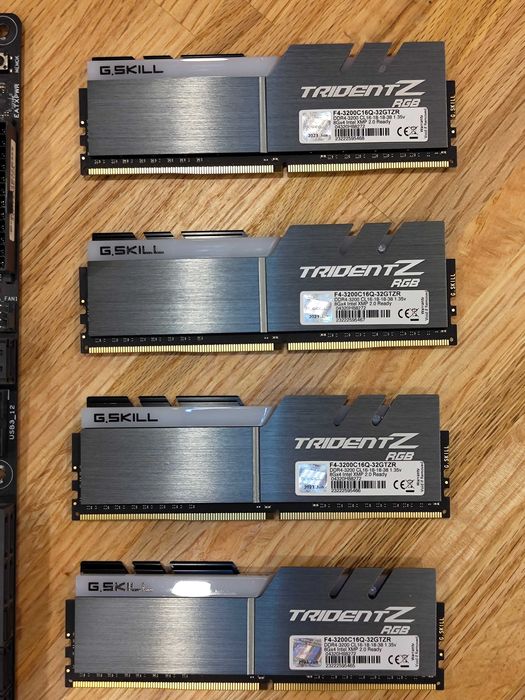 RAM G.Skill Trident Z RGB 32GB (4x8GB) DDR4 3200MHz