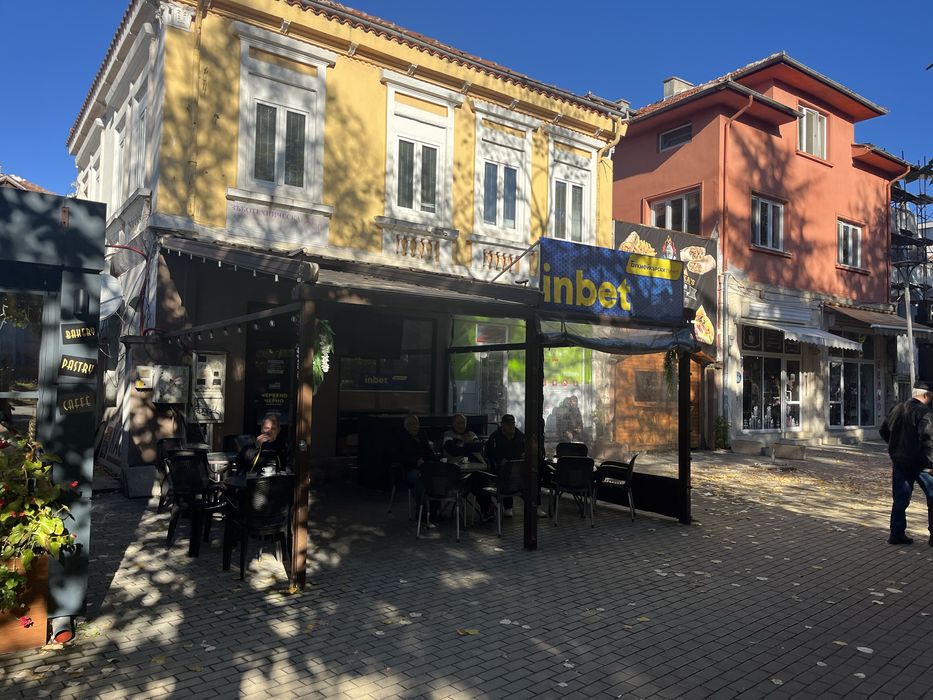 Пергола - с подвижен покрив