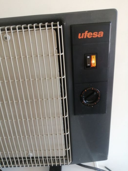 Електрически конвектор. работи перфектно