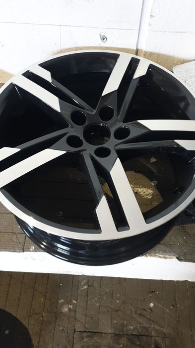 Jante Audi a 4 B 9 pe 18