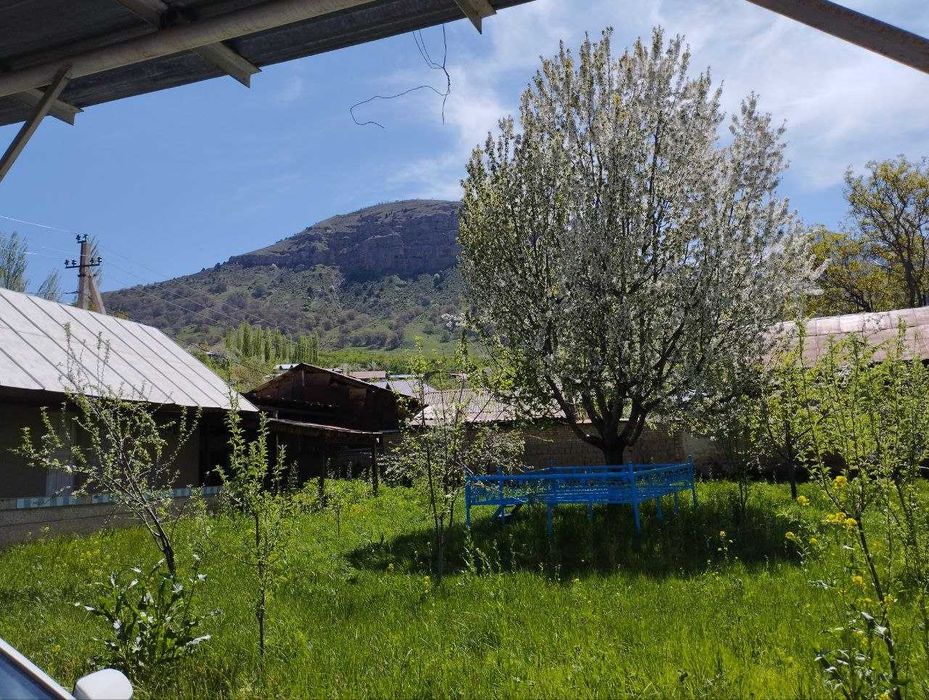 Продаётся дом в горно-курортной зоне в селе Нанай.