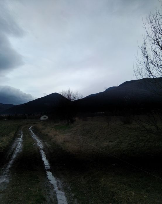 Продава се Парцел в Сапарева баня - 915 кв.м за 76 €/кв.м - Снимка #1