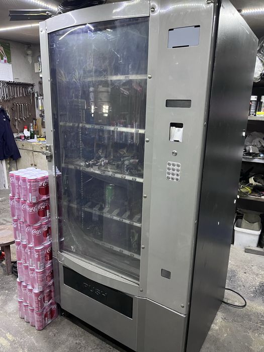 BVM 685 . Bianchi Вендинг хладилен автомат