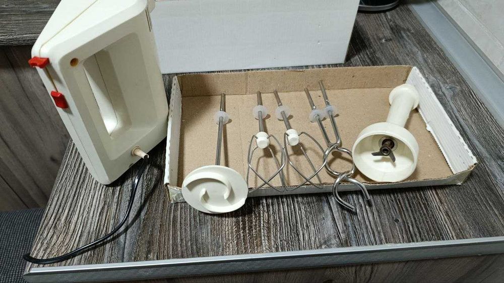 Миксер-блендер "Восток" в отличном состоянии