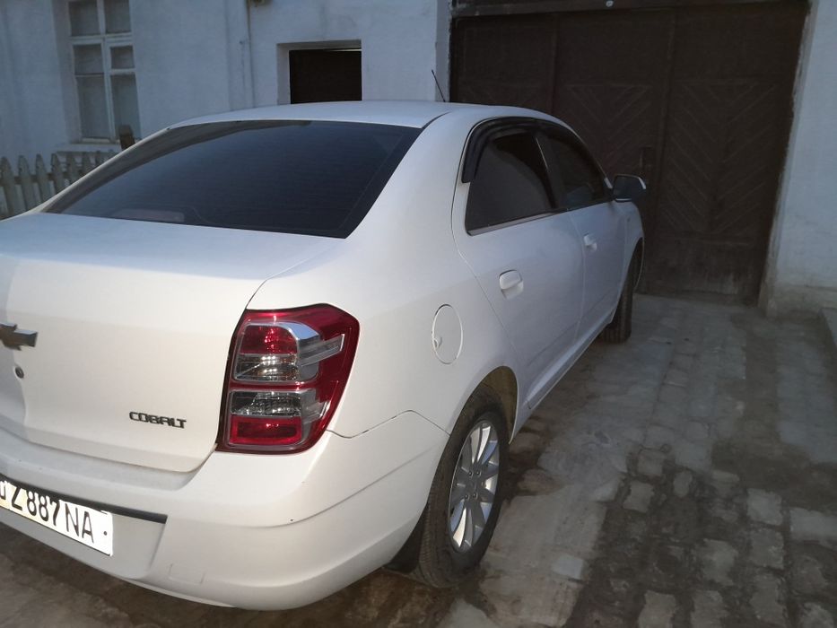 Продаётся шевролет кобальт