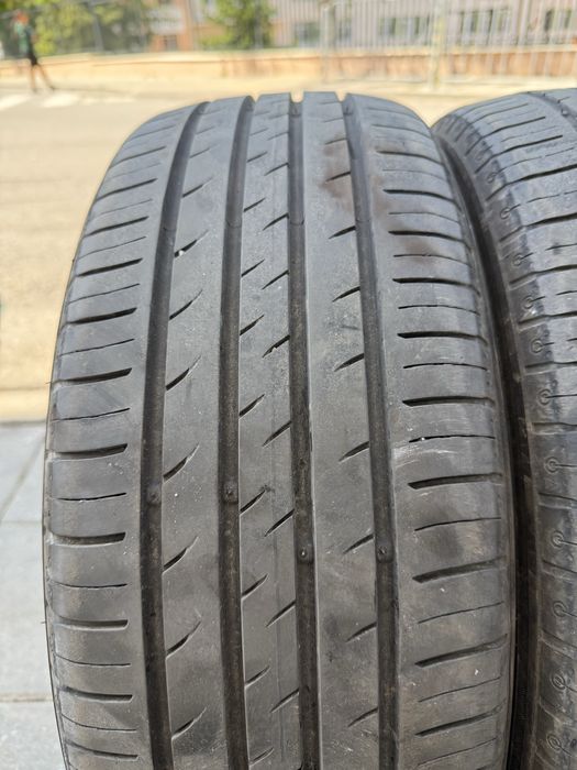 Продавам 2 броя гуми Kumho 205/55/16
