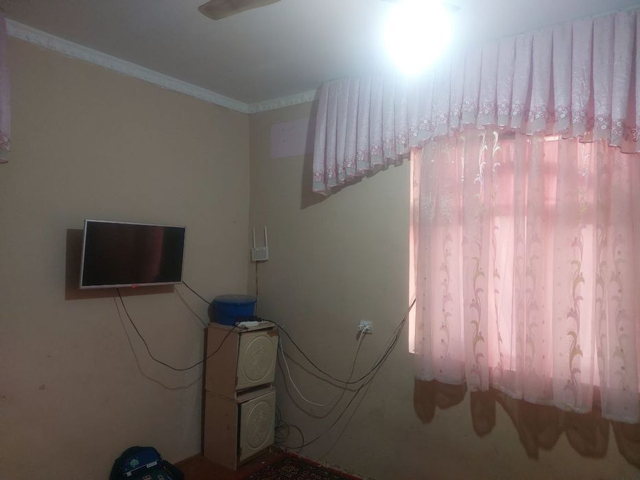 Uy sotiladi. NarxiI  28.000 $