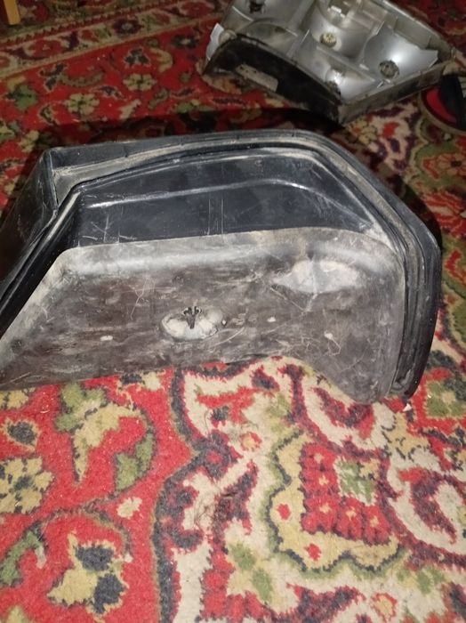 Задний стоп от Мерседес 124