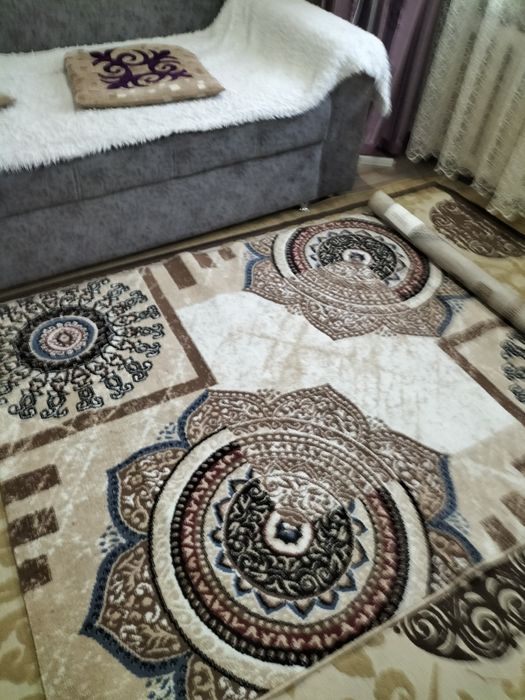 Продам  два. ковра