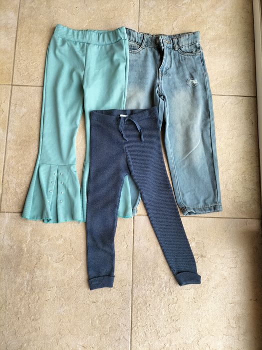 Lot pantaloni fetițe mărime 110