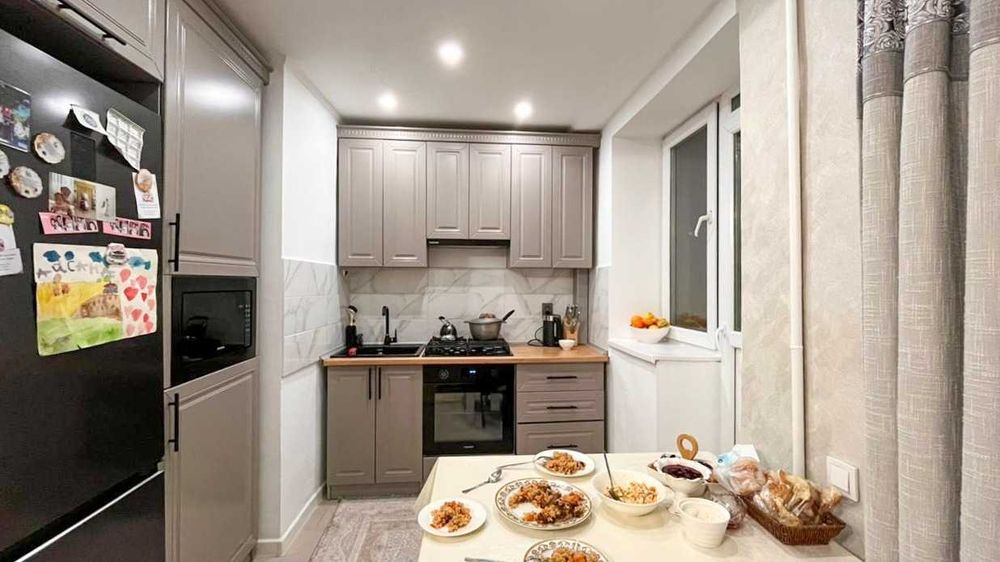 продам 3х комн. в центре. ДАМИР