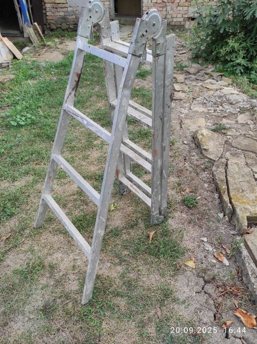 Стълба сгъваема внос