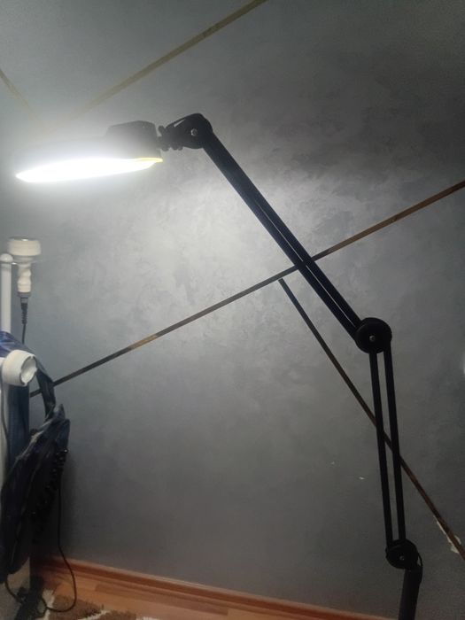 Лампа лупа для красоты