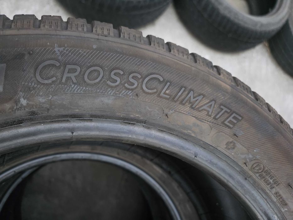 4бр Всесезонни гуми 215 55 17 - Michelin - DOT 2022