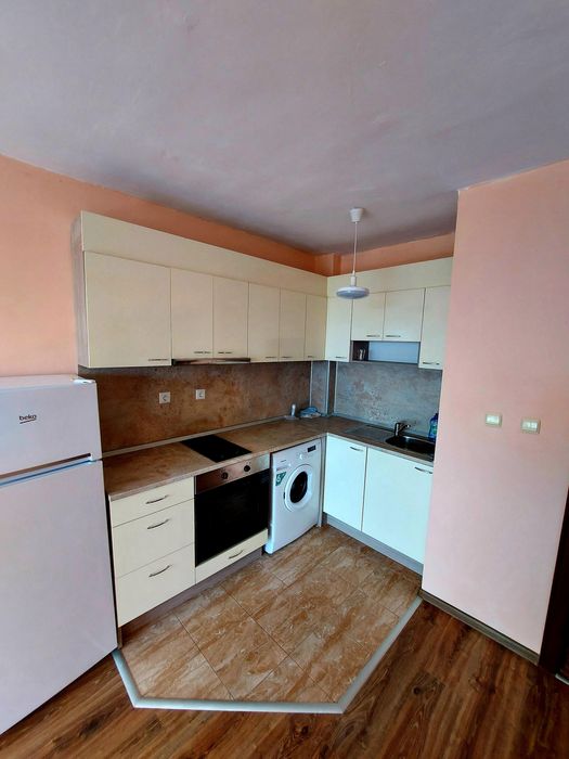 Продава се Двустаен апартамент в Бургас, Славейков - 76 кв.м за 1573 €/кв.м - Снимка #9