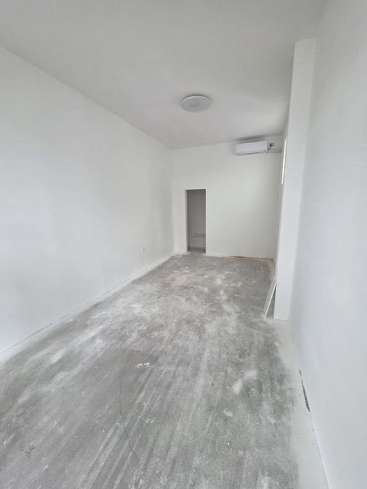 Spatiu comercial Renovat de vanzare/inchiriat