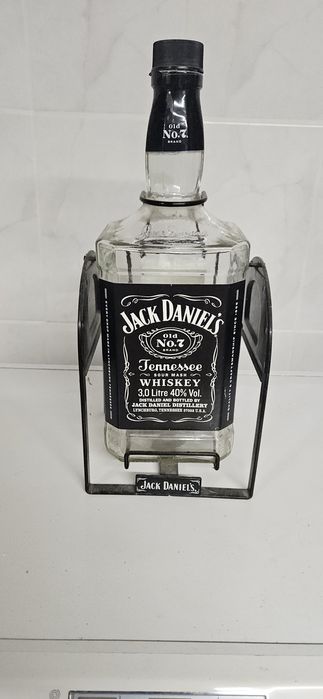 Празни бутилки люлка Jack Daniel's