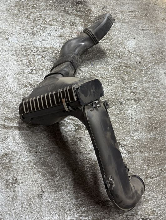 Carcasa filtru aer bmw f12 f13 f06 f10 f11 f15 f16 n57d30 258cp 313cp