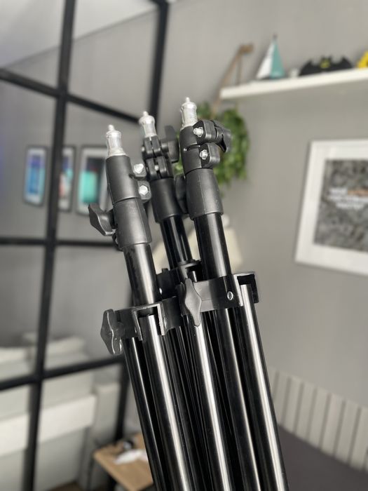 Штативы черные удобные